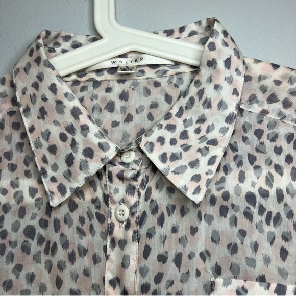Walter Button Up Shirt Tunic Silk Roll Tab  Leopard Print Lightweight 4 Flowy - Picture 3 of 10